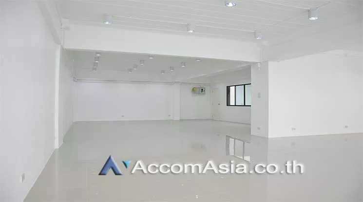 7  Office Space For Rent in Sukhumvit ,Bangkok BTS Phra khanong at Park Avenue AA13947